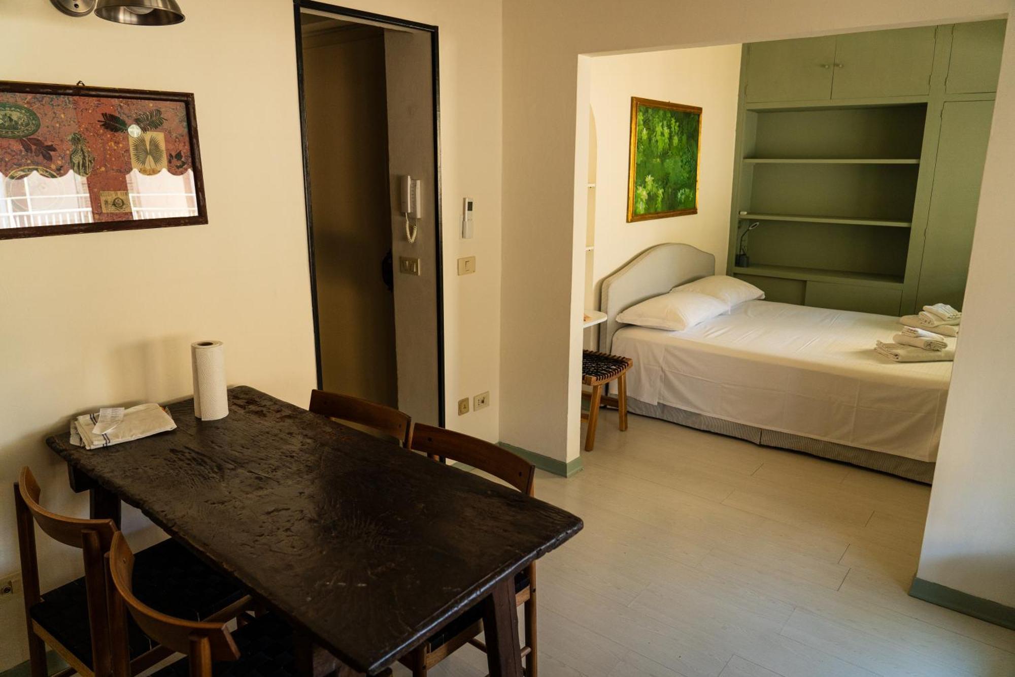 Friendly & Small 1-br With Beautiful Terrace Appartamento