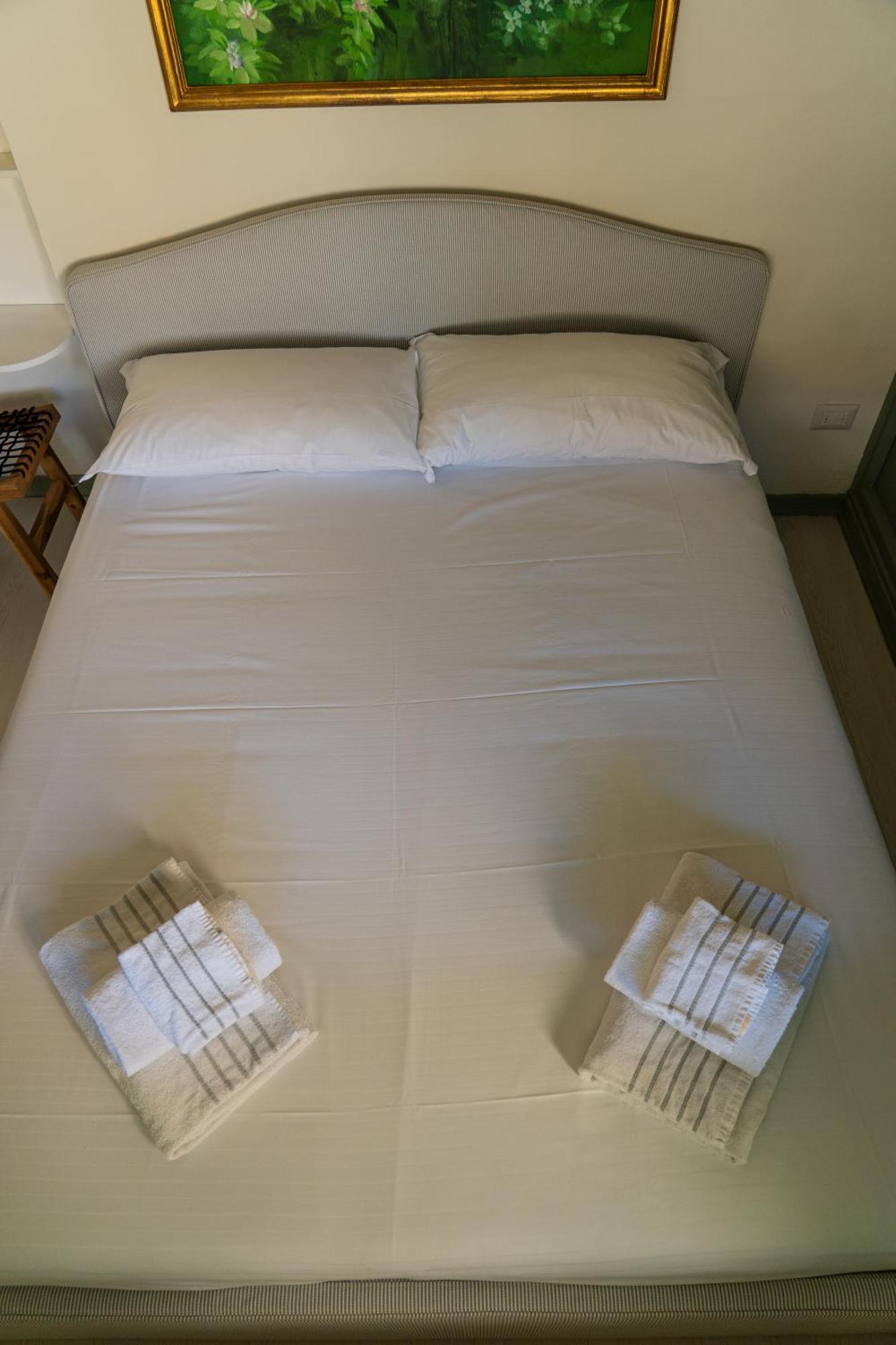 Friendly & Small 1-br With Beautiful Terrace Appartamento *