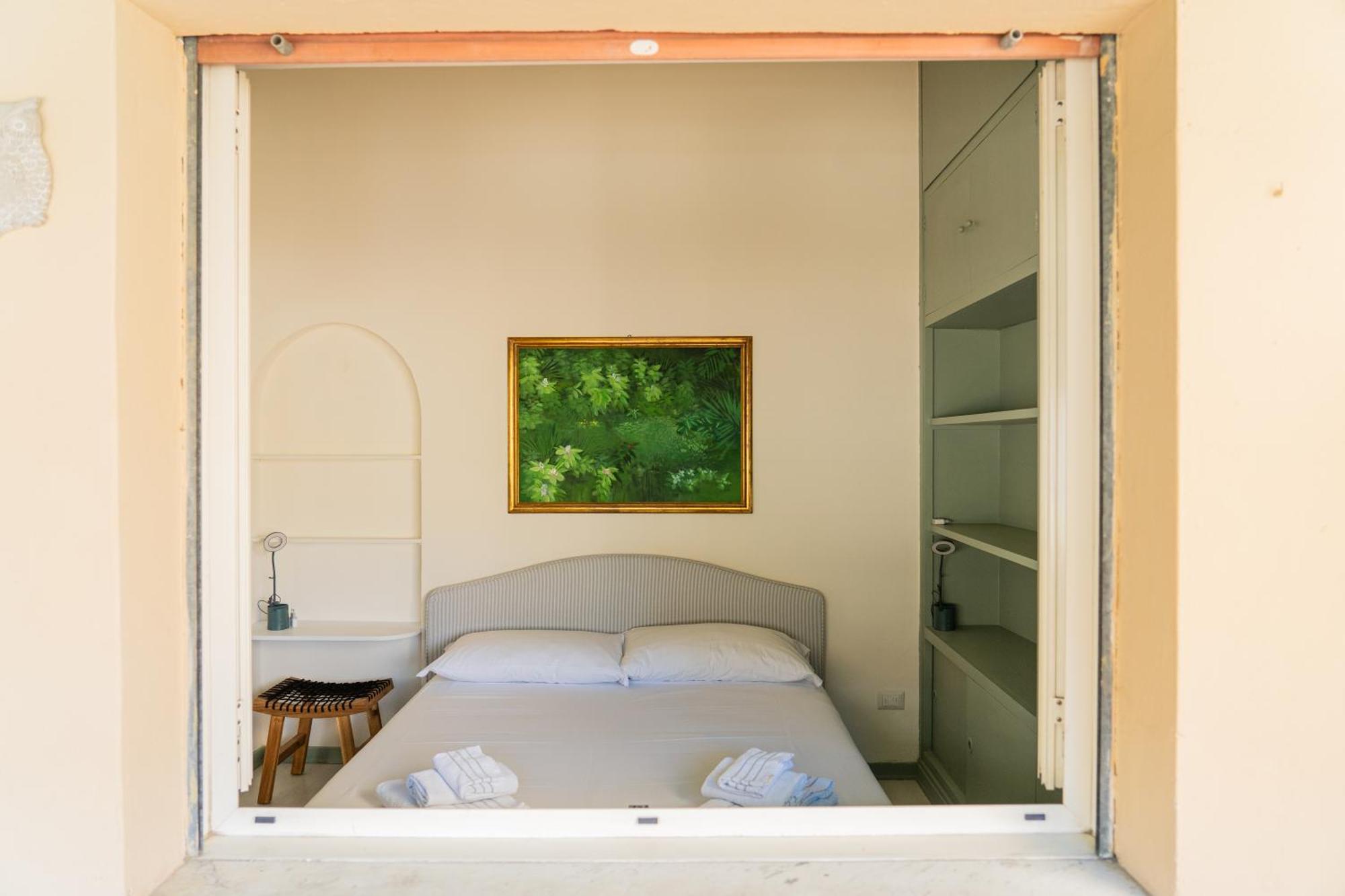Friendly & Small 1-br With Beautiful Terrace Appartamento *